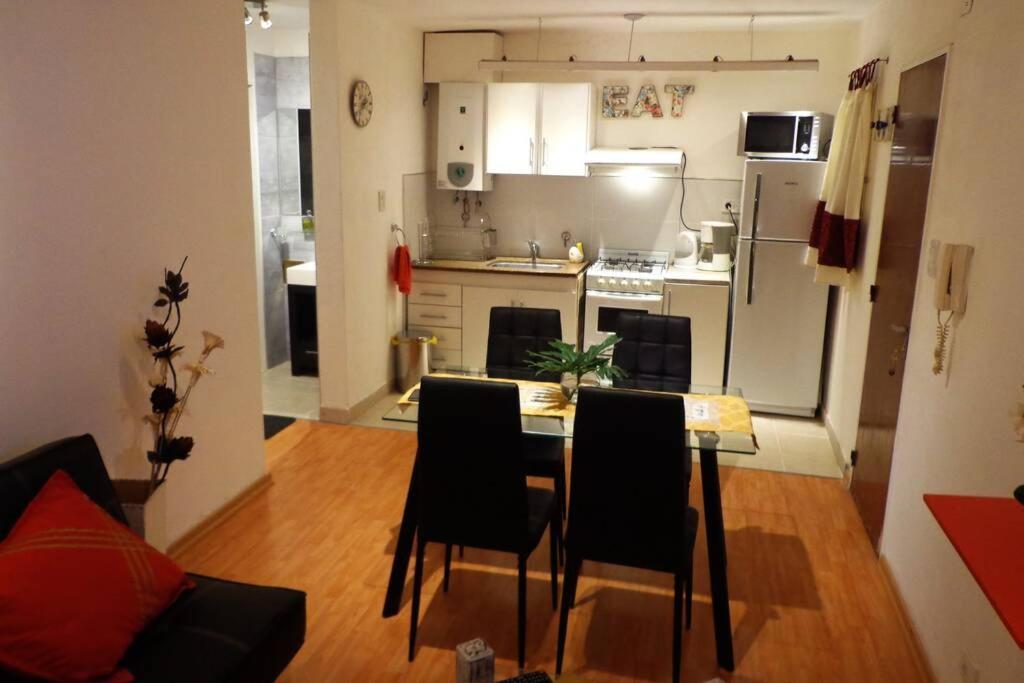 Nuevo Abrojal: Departamento En Barrio Gueemes Apartment