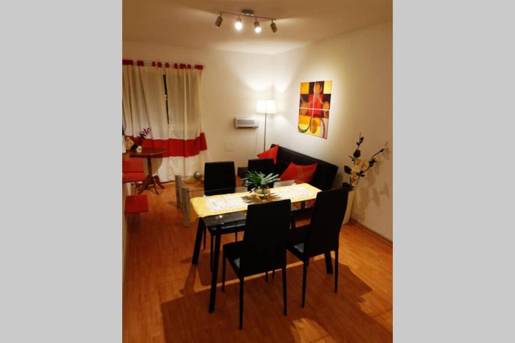 Nuevo Abrojal: Departamento En Barrio Gueemes